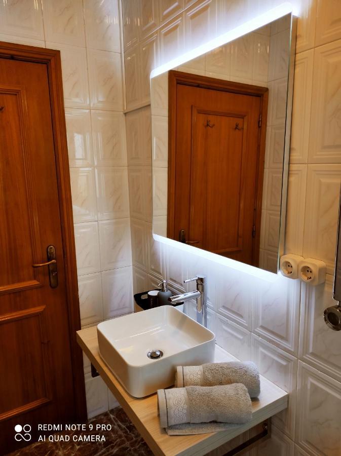 Casa Alem Rio - Quartos Para 6 Hospedes Em Santo Tirso Eksteriør bilde
